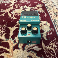 Load image into Gallery viewer, Boss TR-2 Tremolo Pedal Secondhand