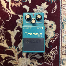 Load image into Gallery viewer, Boss TR-2 Tremolo Pedal Secondhand