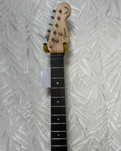 Load image into Gallery viewer, Dean Stratocaster Black and DGX15 Amp - Upwey Music