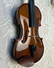 Load image into Gallery viewer, Strentor Student 1 13 Viola Outfit - Upwey Music