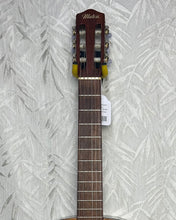 Load image into Gallery viewer, Maton F.10 Classical guitar 1972