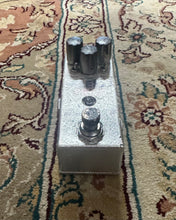 Load image into Gallery viewer, Wampler Plexi Drive Mini (Poor Cosmetic condition- sprayed silver)