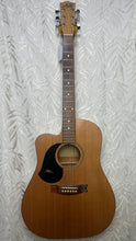 Load image into Gallery viewer, Maton EM225C LH in Hiscox Case