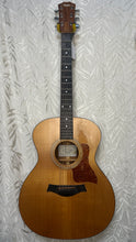 Load image into Gallery viewer, Taylor 214 Acoustic w L.R.Baggs Lyric System in TKL Case - Upwey Music