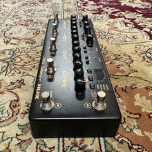 Load image into Gallery viewer, NU-X Cerberus Multi FX unit Seondhand