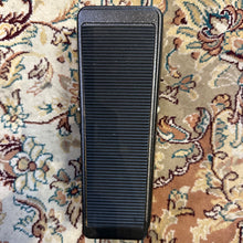 Load image into Gallery viewer, SWORGS handmade P2P wah with handwound Brazillian Inductor