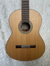 Load image into Gallery viewer, Jens Ploesser Handmade Classical Guitar DoubleTop