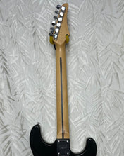 Load image into Gallery viewer, Samick Strat Style Electric Guitar Black