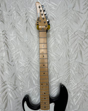 Load image into Gallery viewer, Samick Strat Style Electric Guitar Black