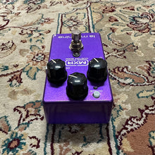 Load image into Gallery viewer, MXR Custom Shop La Machine Octave Fuzz Pedal