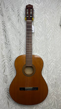 Load image into Gallery viewer, Maton F.10 Classical guitar 1972