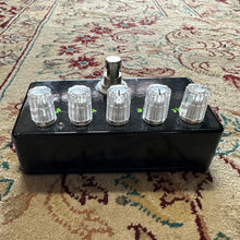 Load image into Gallery viewer, Fuzz Factoree Clone