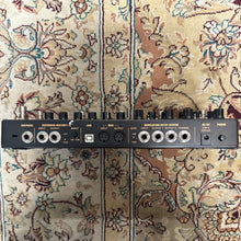 Load image into Gallery viewer, NU-X Cerberus Multi FX unit Seondhand