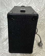 Load image into Gallery viewer, Dean Stratocaster Black and DGX15 Amp - Upwey Music