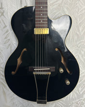 Load image into Gallery viewer, Yamaha AEX500 Acoustic Electric Semi Hollow Hybrid Guitar Black - Upwey Music