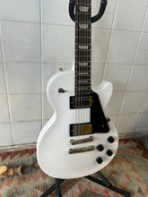 Load image into Gallery viewer, Epiphone Les Paul Studio White Secondhand