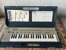 Load image into Gallery viewer, Vintage Yamaha Portasound Keyboard PC-100 Secondhand in case