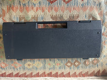 Load image into Gallery viewer, Vintage Yamaha Portasound Keyboard PC-100 Secondhand in case