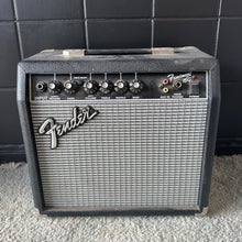 Load image into Gallery viewer, Fender Frontman 15G Secondhand
