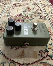 Load image into Gallery viewer, EHX Green Russian Big Muff pi with original box  Paperwork
