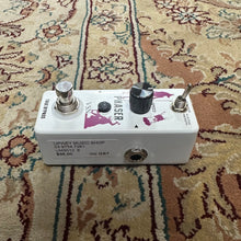 Load image into Gallery viewer, VSN Phaser Pedal Secondhand

