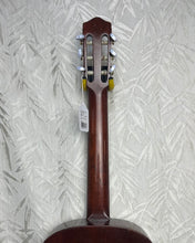 Load image into Gallery viewer, Maton F.10 Classical guitar 1972
