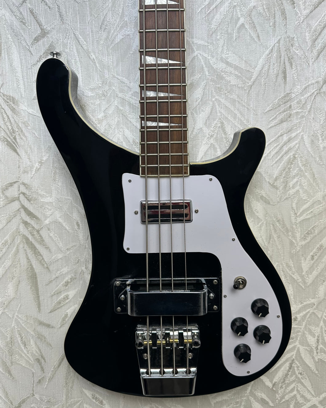 Encore Rickenbacker Copy Fakenbacker Rickenbacker 4001 Copy black in gigbag – Upwey Music