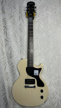 Load image into Gallery viewer, Epiphone Les Paul Junior Alpine White (Ltd Edition) 2011
