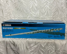 Load image into Gallery viewer, Yamaha Flute YFL-222 Secondhand in Case
