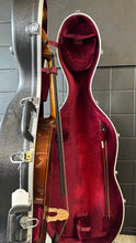 Load image into Gallery viewer, Stentor Student 1 Cello 44 in Hard case
