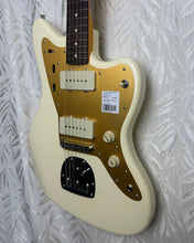 Load image into Gallery viewer, Squier J Mascis Jazzmaster Vintage White
