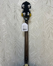 Load image into Gallery viewer, Oakridge Tenor 4 string Banjo in Case - Upwey Music
