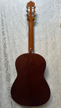 Load image into Gallery viewer, Ariana C1420 Left Hand Classical guitar Vintage Japanese - Upwey Music
