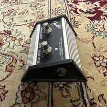 Load image into Gallery viewer, Fender Hot Rod Footswitch Secondhand - Upwey Music
