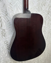 Load image into Gallery viewer, Washburn D15 1981 Vintage Japanese
