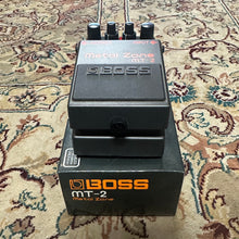 Load image into Gallery viewer, Boss MT-2 Metal Zone Pedal Secondhand
