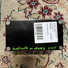 Load image into Gallery viewer, Fuzz Factoree Clone
