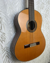 Load image into Gallery viewer, Ryoji Matsuoka M60N Classical Guitar in XTR Case
