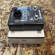 Load image into Gallery viewer, TC Electronic Ditto X2 Looper in Box w cables etc
