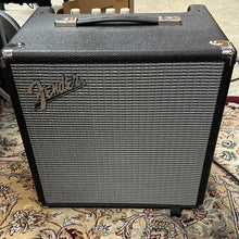 Load image into Gallery viewer, Fender Rumble 25 Bass Amp Secondhand
