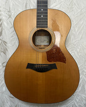 Load image into Gallery viewer, Taylor 214 Acoustic w L.R.Baggs Lyric System in TKL Case - Upwey Music
