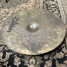 Load image into Gallery viewer, Zildjian 18 Uptown Ride Excellent Condition - Upwey Music
