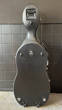 Load image into Gallery viewer, Stentor Student 1 Cello 44 in Hard case
