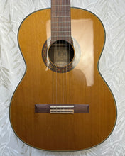 Load image into Gallery viewer, Takamine C132S Secondhand in Case - Upwey Music
