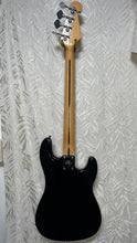 Load image into Gallery viewer, SX PJ Style Bass Left hand Black - Upwey Music

