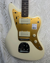 Load image into Gallery viewer, Squier J Mascis Jazzmaster Vintage White
