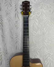 Load image into Gallery viewer, Eastman AC512C Secondhand in Case - Upwey Music
