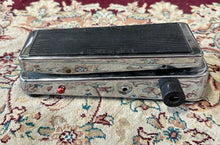 Load image into Gallery viewer, Crybaby 535QC Adjustable Wah Chrome
