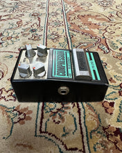Load image into Gallery viewer, Guyatone PS-010 Compression Sustainer Vintage Pedal - Upwey Music
