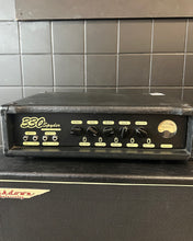 Load image into Gallery viewer, Ashdown Engineering Spyder 330  Mag 410 Deep box
